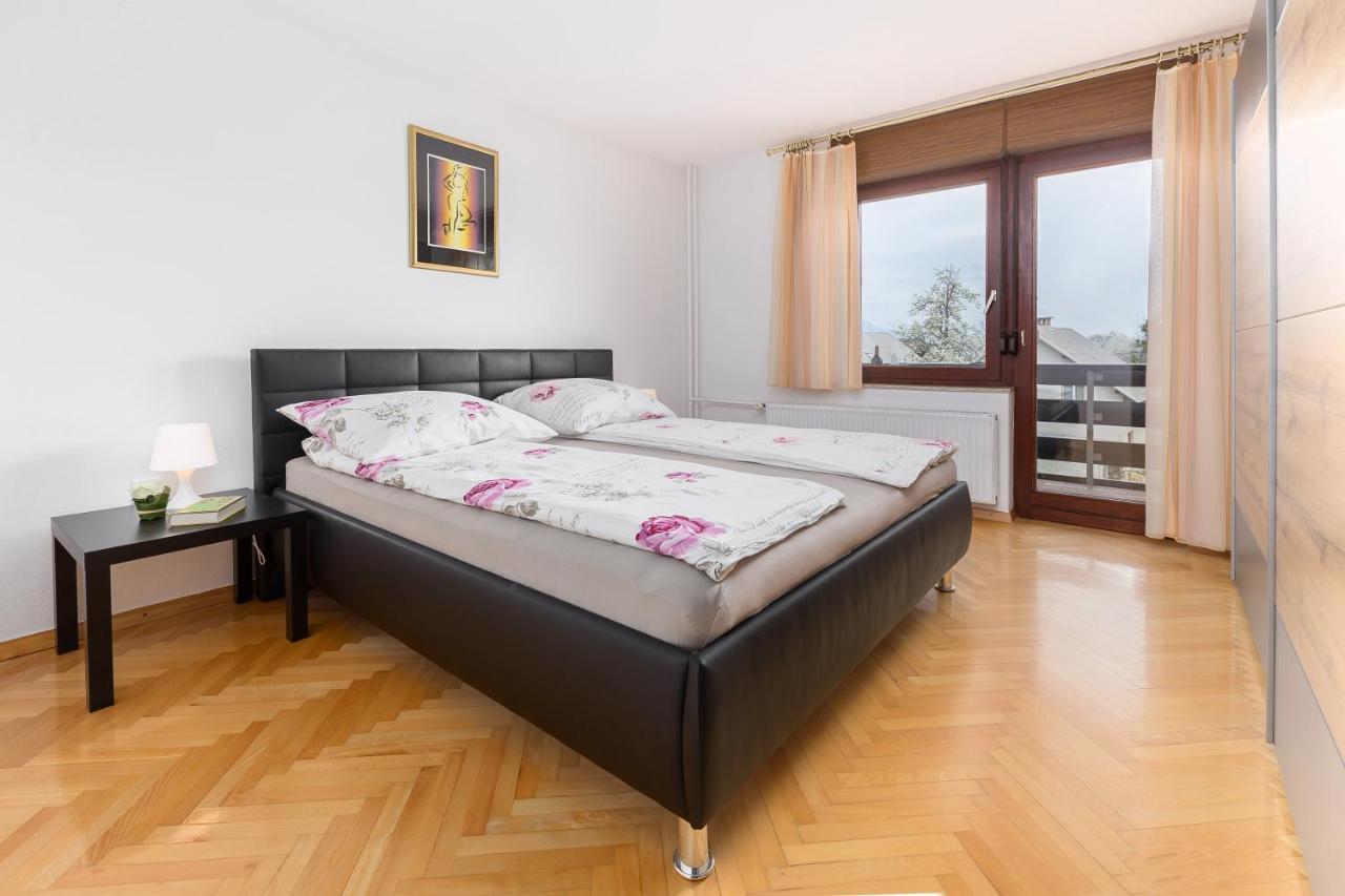 Apartment Valy - Free Bikes, Relaxing Terrace & Near Bled Exterior photo