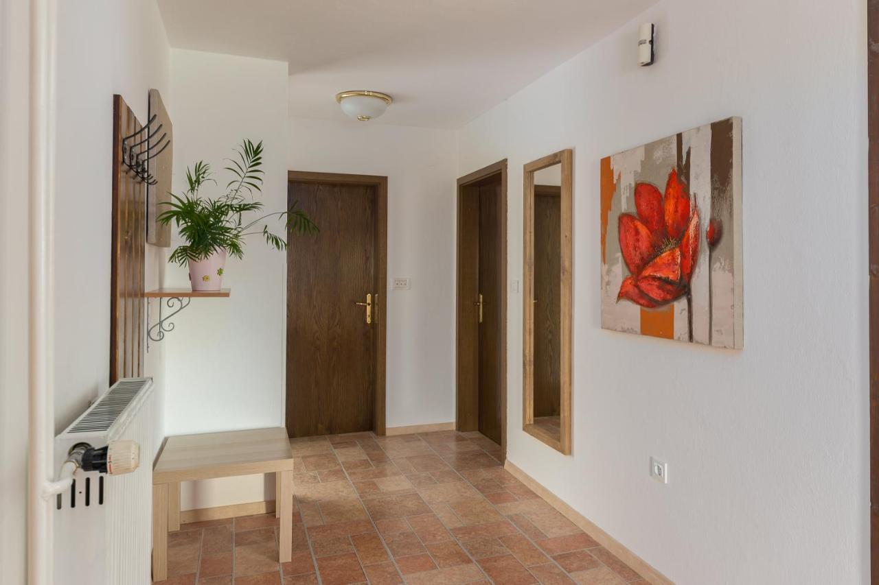 Apartment Valy - Free Bikes, Relaxing Terrace & Near Bled Exterior photo